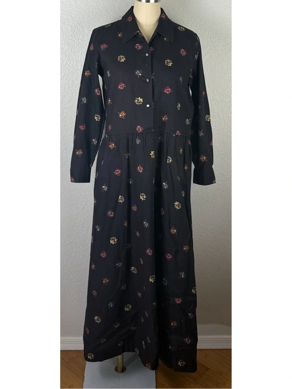 J Crew Vintage 90s Womens Longsleeve Maxi Shirt Dress Black Floral Modest size 8